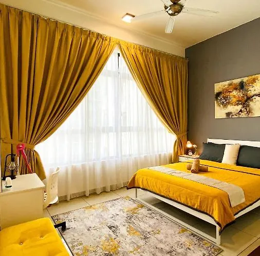 The Icon2 Condo In Ioi City Mall Putrajaya, Pool View